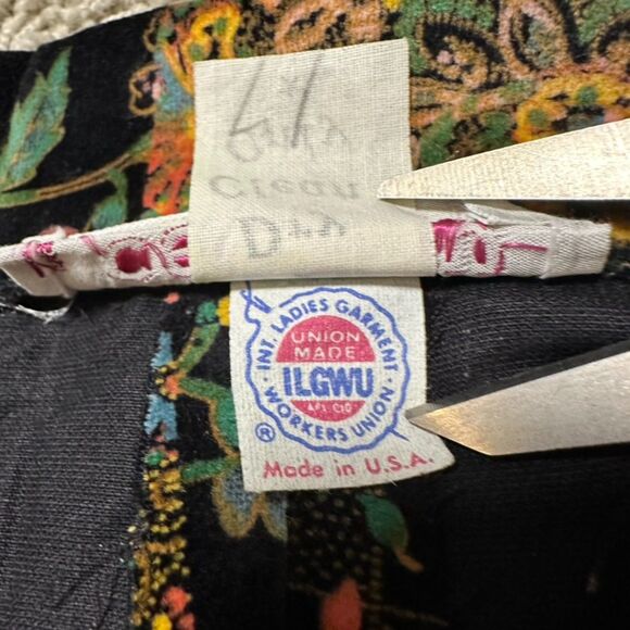 Vintage Century of Boston Union Made Velvet Boho Floral Patchwork Pattern Skirt - Picture 8 of 10